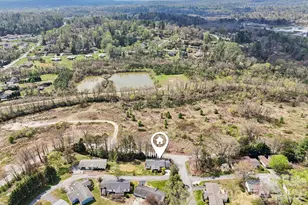 200 Cranbrook Cir, Hendersonville, NC 28792 - Photo 37