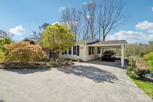 200 Cranbrook Cir, Hendersonville, NC 28792 - Photo 7