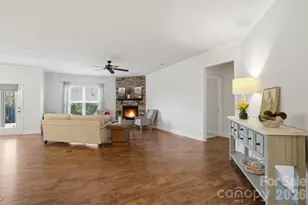 5306 Tilley Manor Dr, Matthews, NC 28105 - Photo 3