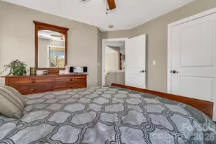 122 Craggy St, Black Mountain, NC 28711 - Photo 35