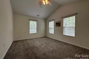 131 High Bluff Cir, Mooresville, NC 28115 - Photo 15