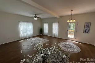 131 High Bluff Cir, Mooresville, NC 28115 - Photo 3