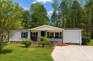 1332 Poplar Glen Dr, Kannapolis, NC 28083 - Photo 1
