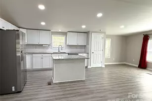 1332 Poplar Glen Dr, Kannapolis, NC 28083 - Photo 3