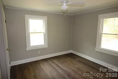 210 Cameron Street, Shelby, NC 28150 - Photo 9
