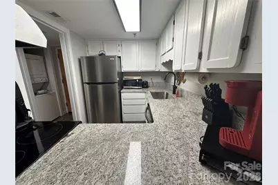 315 Spruce Street N #301, Winston Salem, NC 27101 - Photo 3