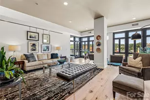 21 Battery Park Ave, Asheville, NC 28801 - Photo 9