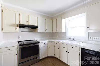 224 W 4th Avenue, Gastonia, NC 28052 - Photo 15