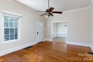 224 W 4th Ave, Gastonia, NC 28052 - Photo 5