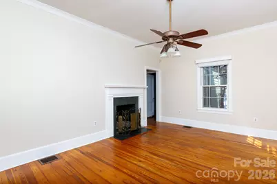 224 W 4th Avenue, Gastonia, NC 28052 - Photo 7