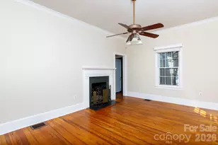 224 W 4th Ave, Gastonia, NC 28052 - Photo 7