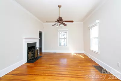 224 W 4th Avenue, Gastonia, NC 28052 - Photo 17