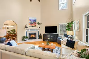 94 Squirrel Trail, Hendersonville, NC 28791 - Photo 3