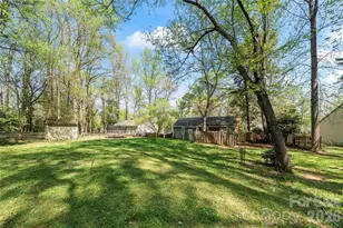 4518 Nicks Tavern Rd, Charlotte, NC 28215 - Photo 27