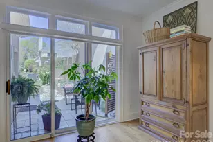 8905 Challis Hill Ln, Charlotte, NC 28226 - Photo 17