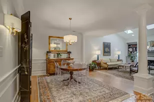 8905 Challis Hill Ln, Charlotte, NC 28226 - Photo 5