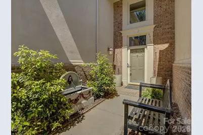 8905 Challis Hill Lane, Charlotte, NC 28226 - Photo 3