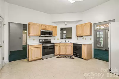 2008 Sloan Drive, Charlotte, NC 28208 - Photo 11