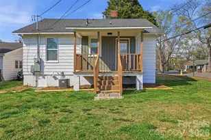 621 E A St, Newton, NC 28658 - Photo 5