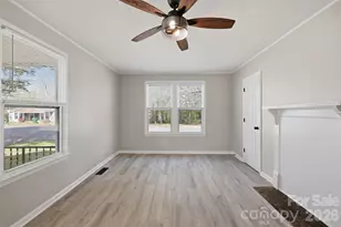 621 E A St, Newton, NC 28658 - Photo 15