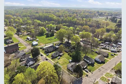621 E A Street, Newton, NC 28658 - Photo 33