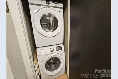 333 W Trade Street #1202, Charlotte, NC 28202 - Photo 17