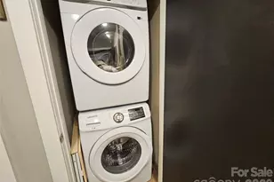 333 W Trade St, Charlotte, NC 28202 - Photo 17