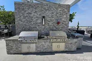 333 W Trade St, Charlotte, NC 28202 - Photo 25