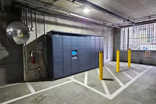 333 W Trade St, Charlotte, NC 28202 - Photo 31