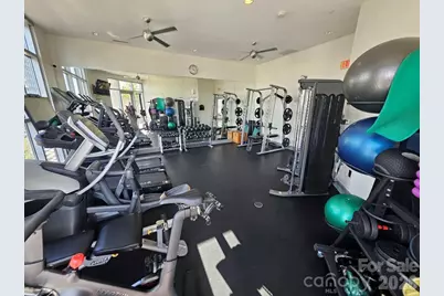 333 W Trade Street #1202, Charlotte, NC 28202 - Photo 27