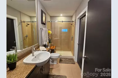 333 W Trade Street #1202, Charlotte, NC 28202 - Photo 17