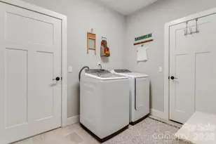 319 Morning Air Ln, Hendersonville, NC 28792 - Photo 23