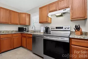 612 Flowe Dr, Charlotte, NC 28213 - Photo 13