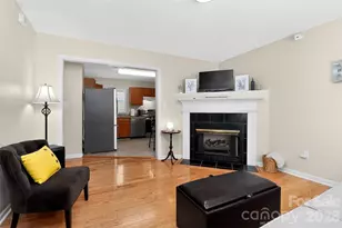 612 Flowe Dr, Charlotte, NC 28213 - Photo 7