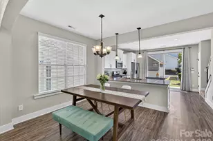 2718 Tranquil Oak Pl, Charlotte, NC 28206 - Photo 9