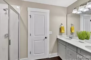 2718 Tranquil Oak Pl, Charlotte, NC 28206 - Photo 21