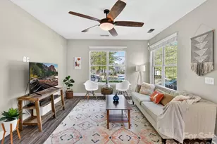 2718 Tranquil Oak Pl, Charlotte, NC 28206 - Photo 3