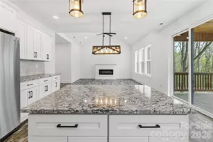 602 Stateline Rd, Clover, SC 29710 - Photo 7