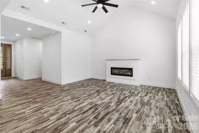 602 Stateline Road, Clover, SC 29710 - Photo 5