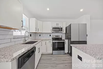 1820 Hooper Court, Charlotte, NC 28212 - Photo 3