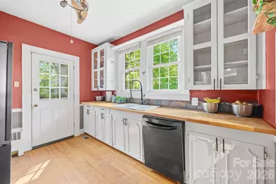 205 S Thompson Street, Shelby, NC 28150 - Photo 7