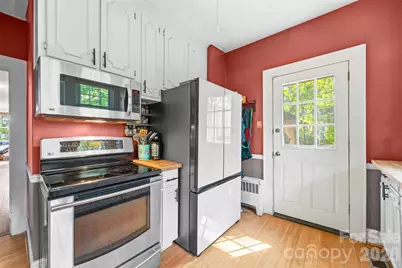205 S Thompson Street, Shelby, NC 28150 - Photo 9