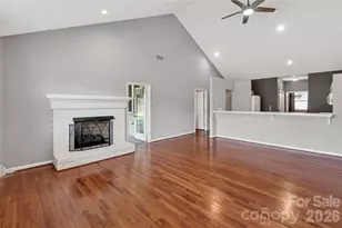 19830 Oak Leaf Cir, Cornelius, NC 28031 - Photo 9