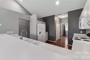 19830 Oak Leaf Cir, Cornelius, NC 28031 - Photo 13