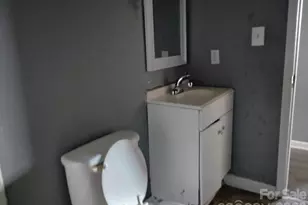 986 N Arant St, Pageland, SC 29728 - Photo 11