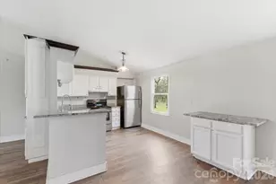 11407 Antebellum Dr, Charlotte, NC 28273 - Photo 11