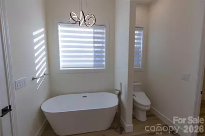 3802 Lyle Creek Avenue NE, Conover, NC 28613 - Photo 17