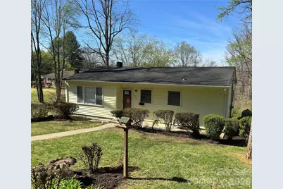 624 Broadway Street NW, Lenoir, NC 28645 - Photo 1