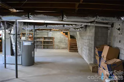 624 Broadway Street NW, Lenoir, NC 28645 - Photo 11