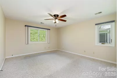 176 Derbyshire Drive, Hendersonville, NC 28792 - Photo 17